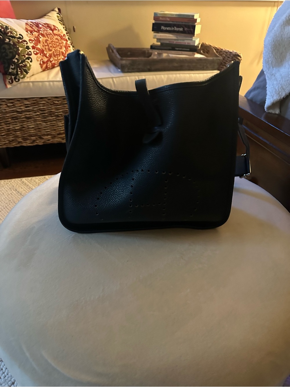 Blue Hermes Evelyn. Leather Shoulder Bag - Classic Everyday Tote